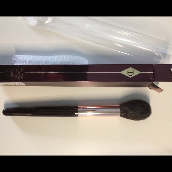 Charlotte Tilbury Powder & Sculpt Brush - Picture 1 of 6